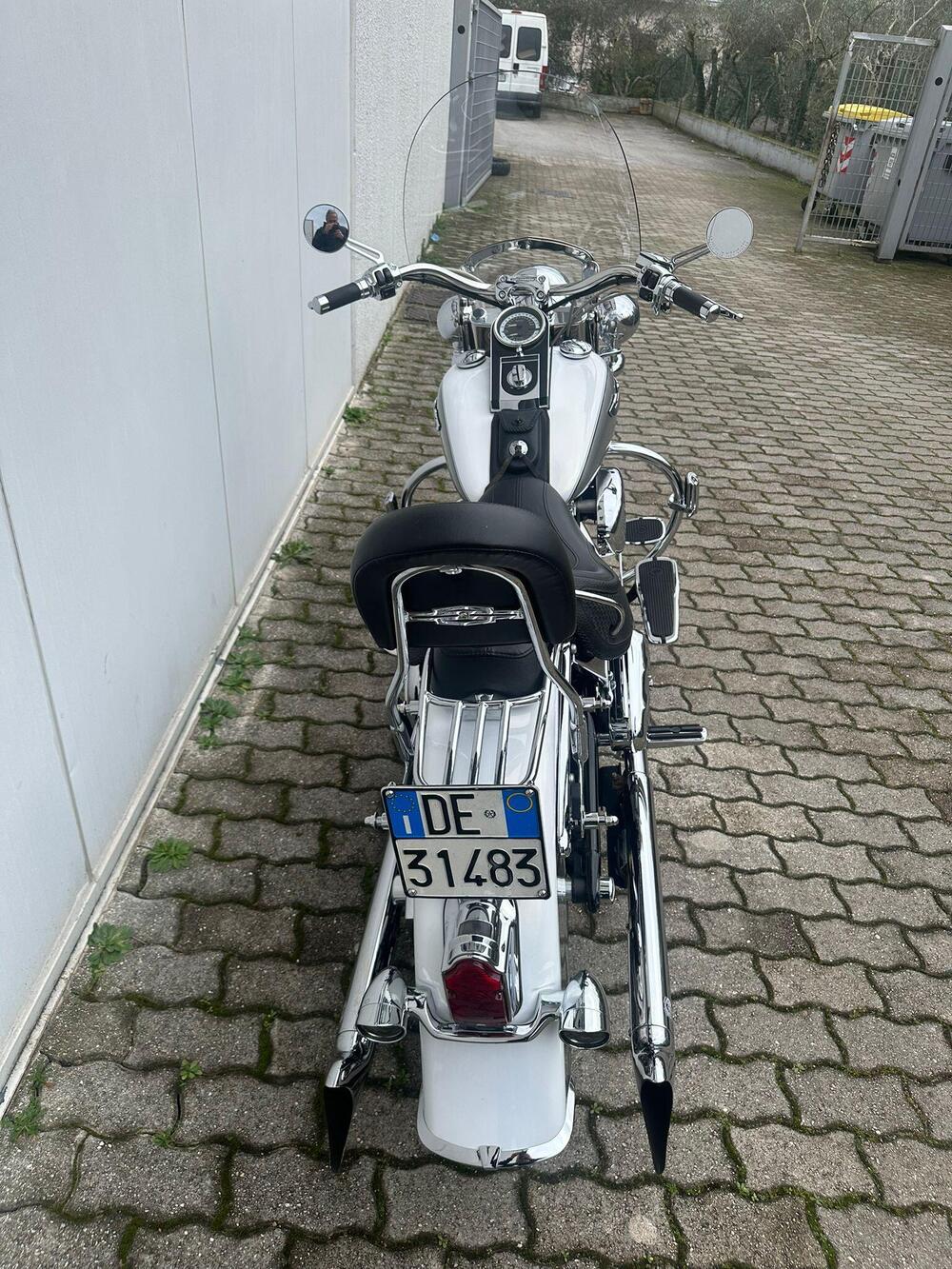 Harley-Davidson 1584 Deluxe (2007 - 08) - FLSTN (4)