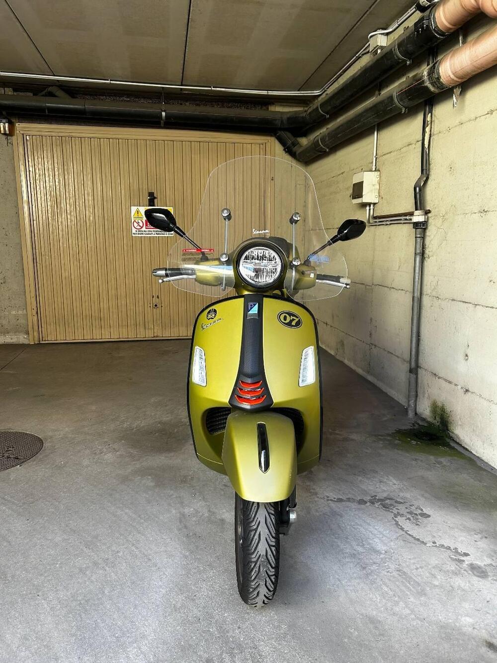 Vespa GTS 300 Super Sport (2023 - 24) (4)