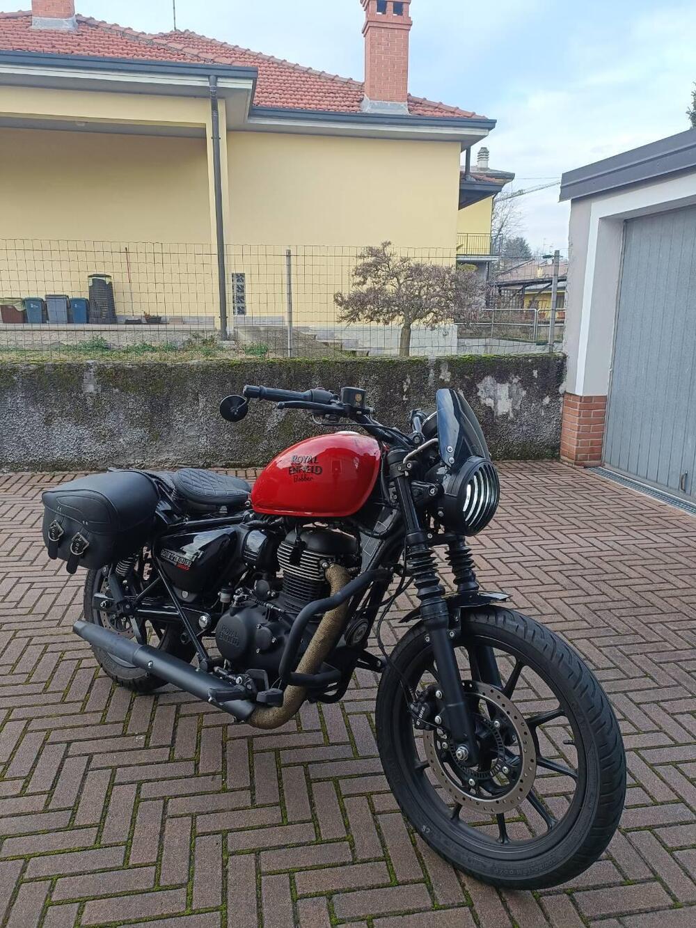 Royal Enfield Meteor 350 (2021 - 26) (10)