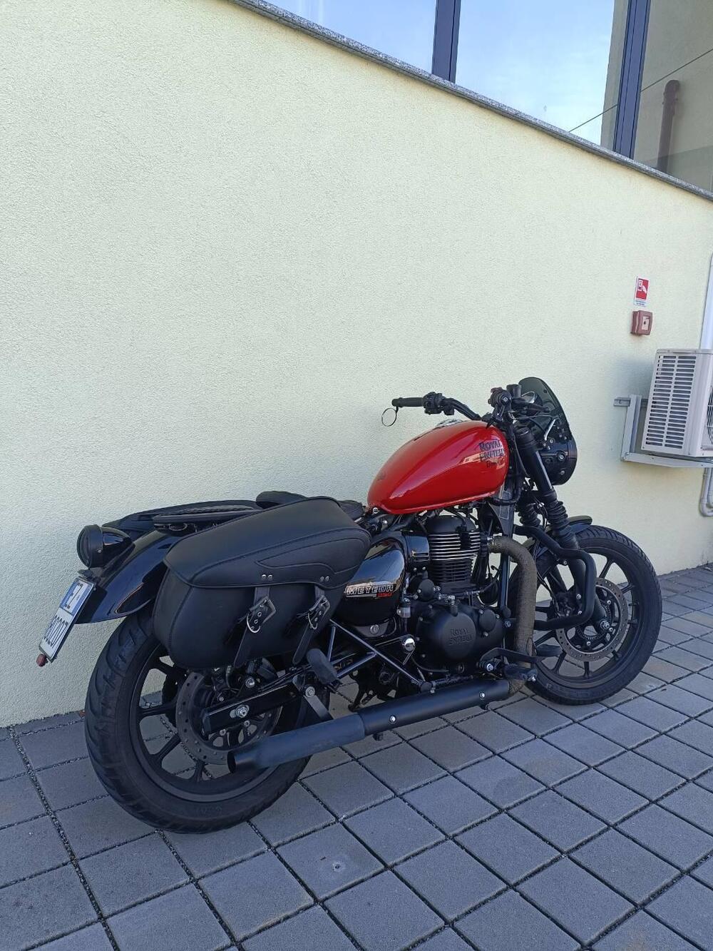 Royal Enfield Meteor 350 (2021 - 26) (13)