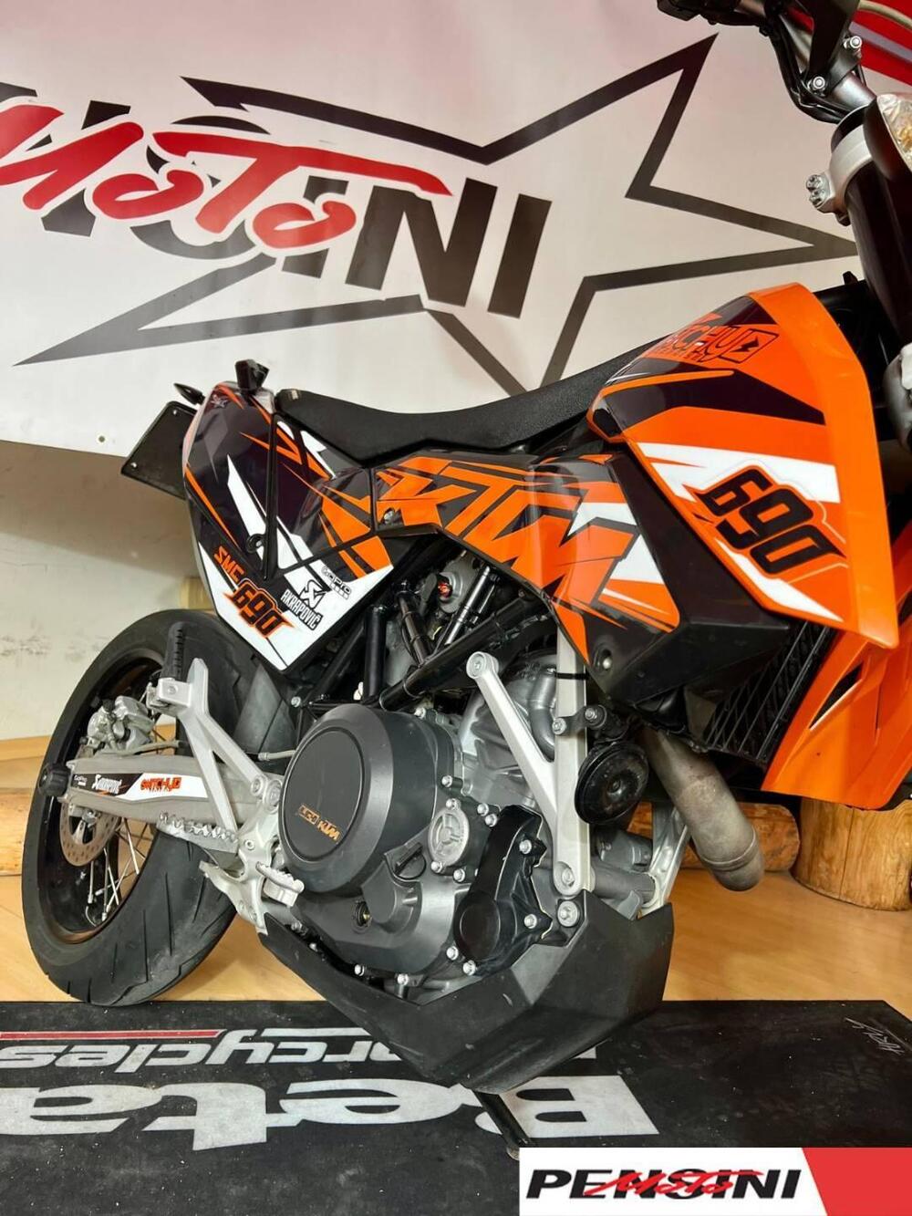 KTM 690 SMC (2008- 11) (5)