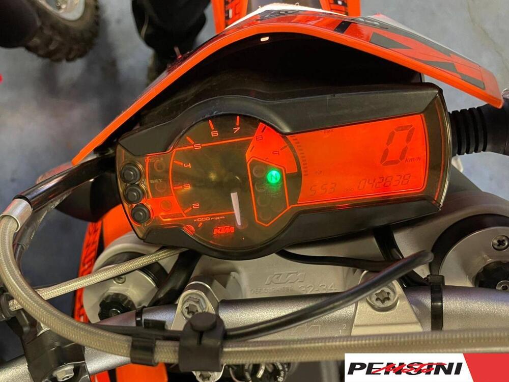 KTM 690 SMC (2008- 11) (7)