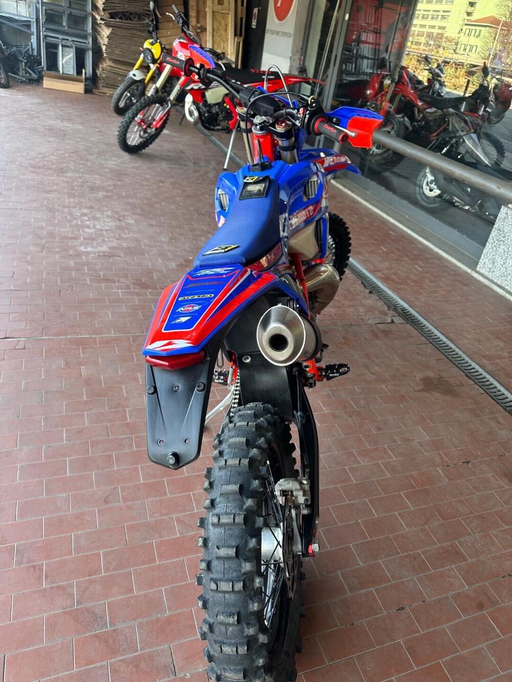 Betamotor RR 250 2T Enduro Race (2025) (7)