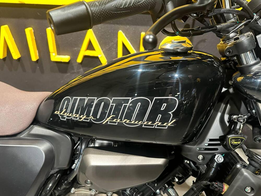 QJ Motor SRV 125 (2025 - 26) (4)