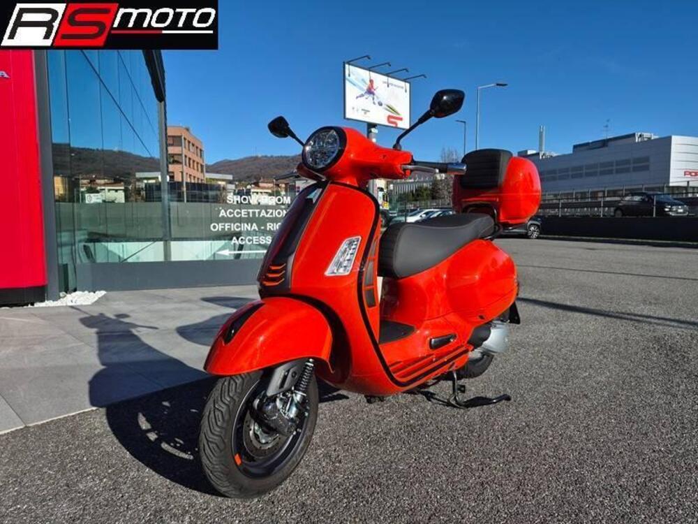 Vespa GTS 300 Super (2023 - 24) (4)