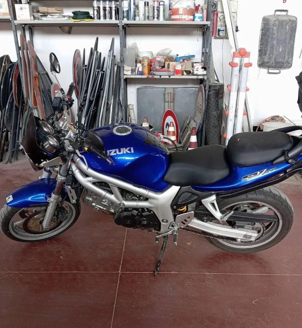 Suzuki SV 650 (1999 - 02) (2)