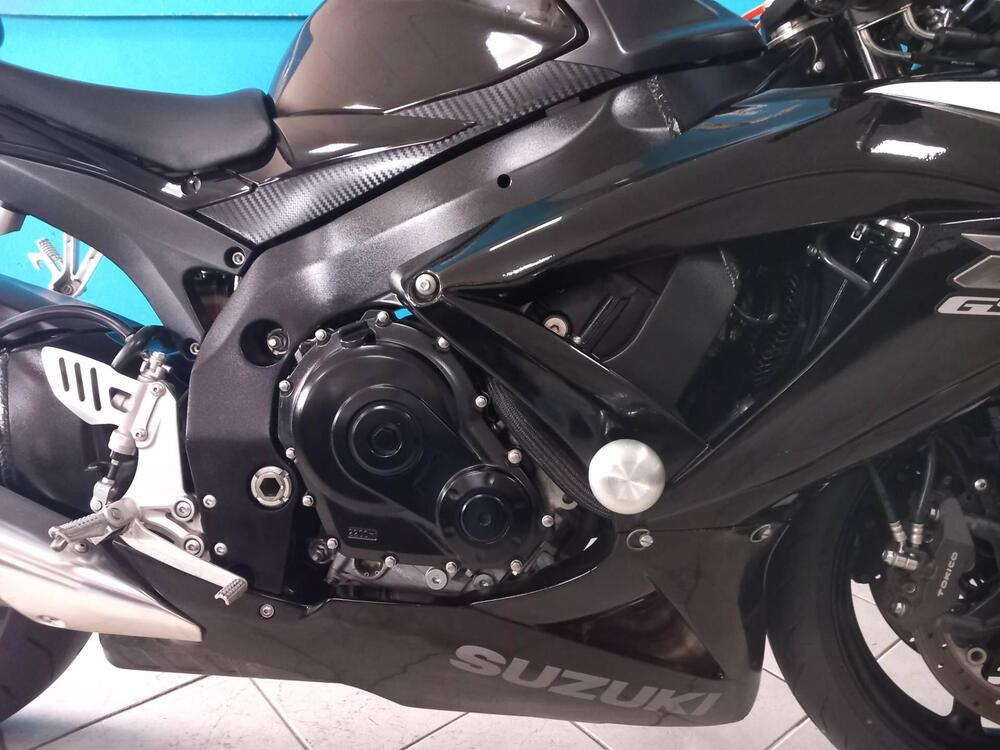 Suzuki GSX R 750 (2008 - 10) (15)