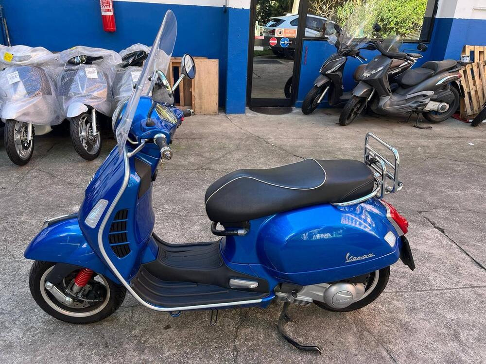 Vespa GTS 300 Super ABS (2014 - 16) (2)