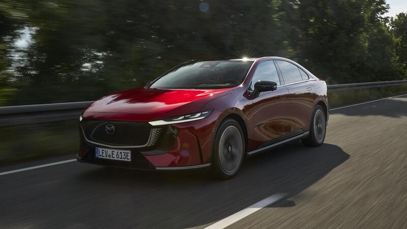 Mazda, parla il CEO Martijn: &ldquo;Abbiamo gi&agrave; rubato clienti a Volkswagen&rdquo;, ma il modello migliore non arriva in Europa