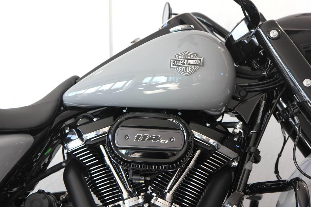 Harley-Davidson Road King Special (2021 - 25) (7)
