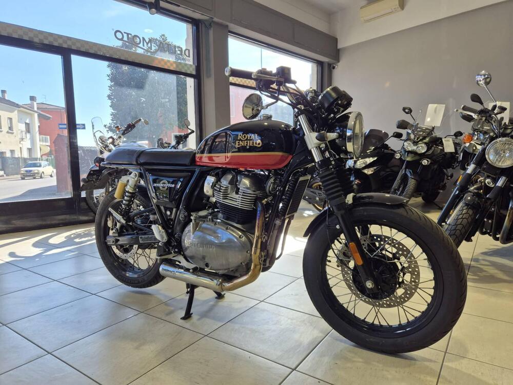 Royal Enfield Interceptor 650 (2021 - 26) (2)