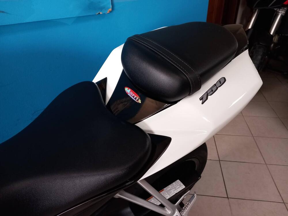 Suzuki GSX R 750 (2008 - 10) (12)