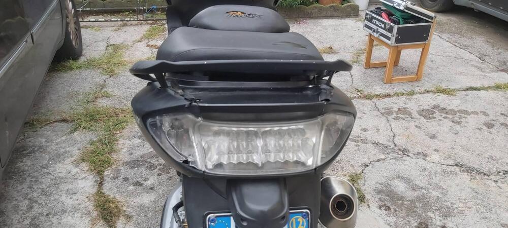 Yamaha T-Max 500 (2001 - 03) (5)