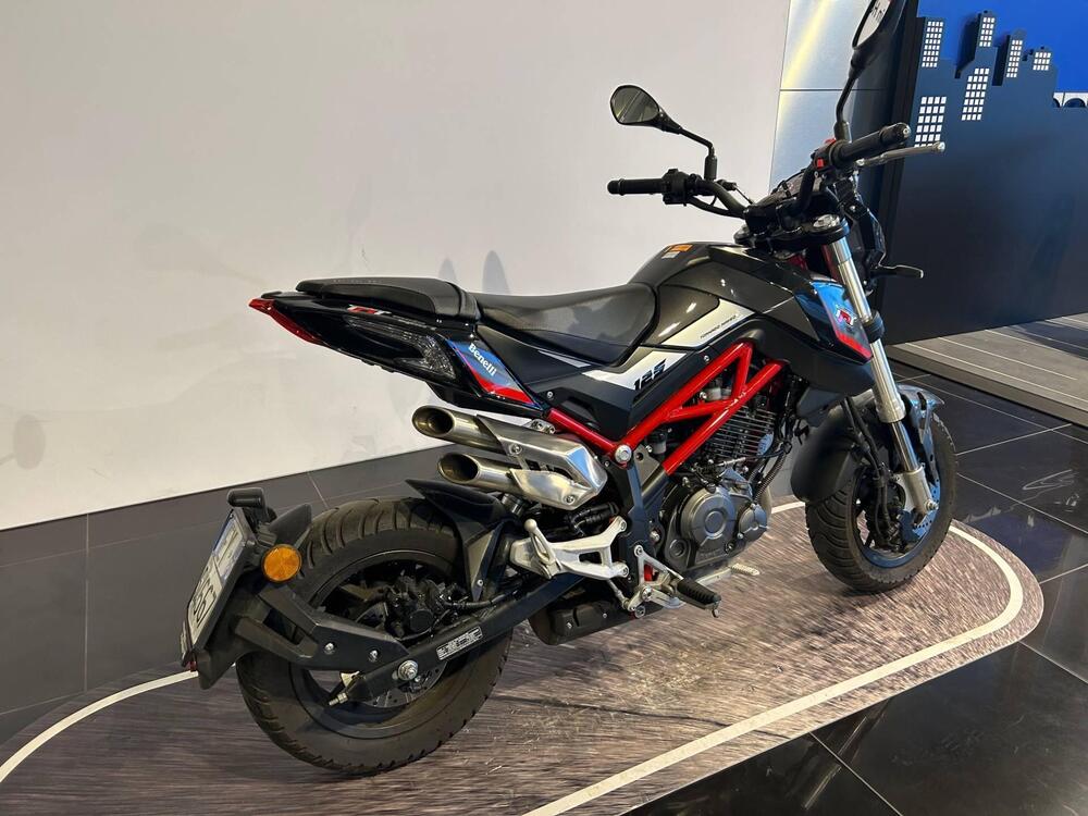 Benelli Tornado Naked T 125 (2021) (2)