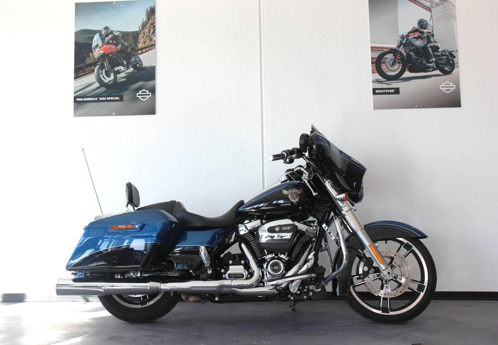 Harley-Davidson 107 Street Glide (2017 - 19) - FLHX (3)