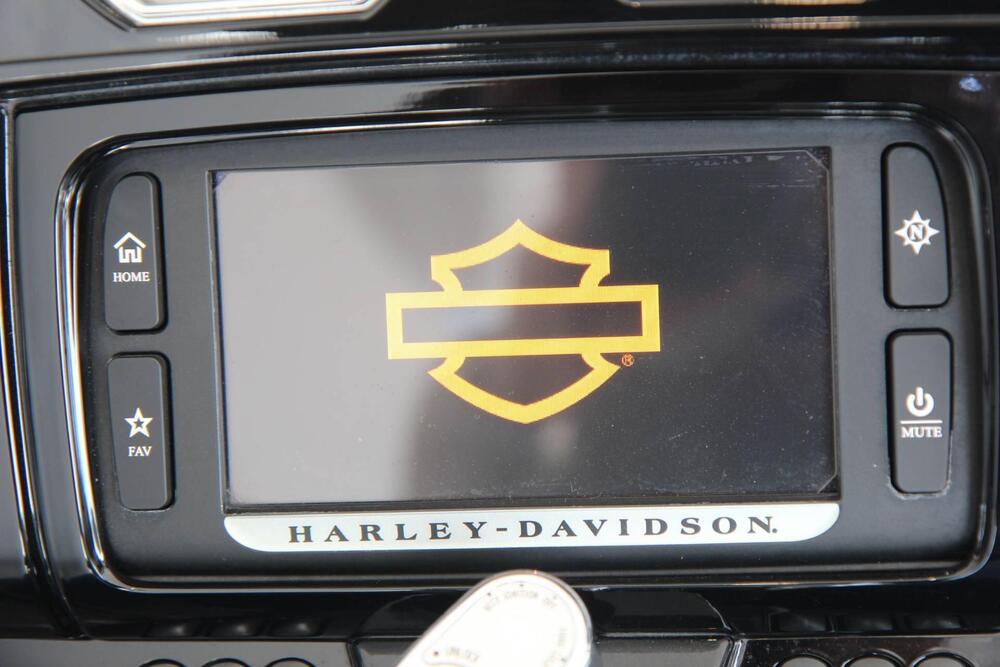 Harley-Davidson 107 Street Glide (2017 - 19) - FLHX (18)