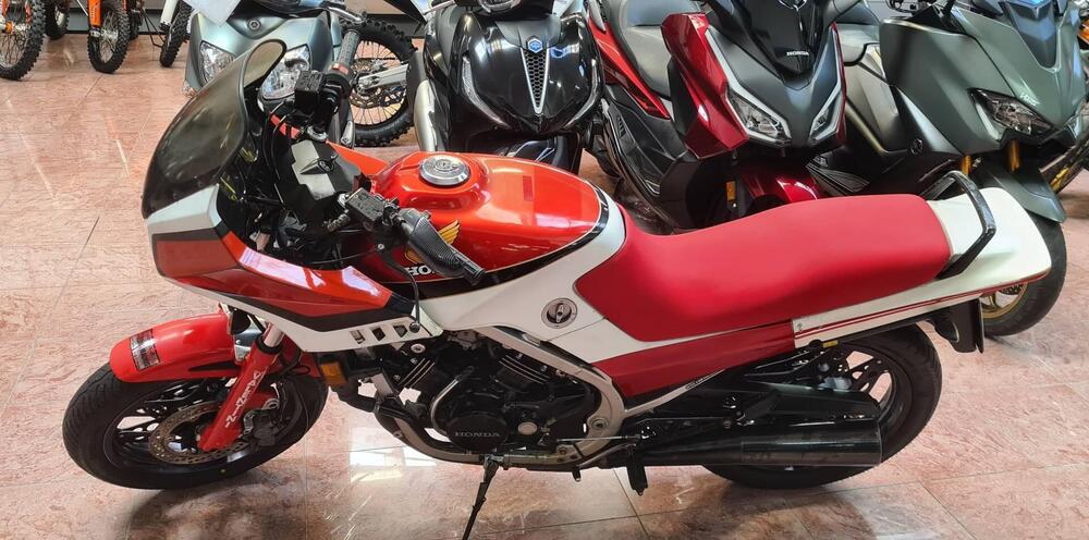 Honda VF 500 F (1983 - 87) (2)