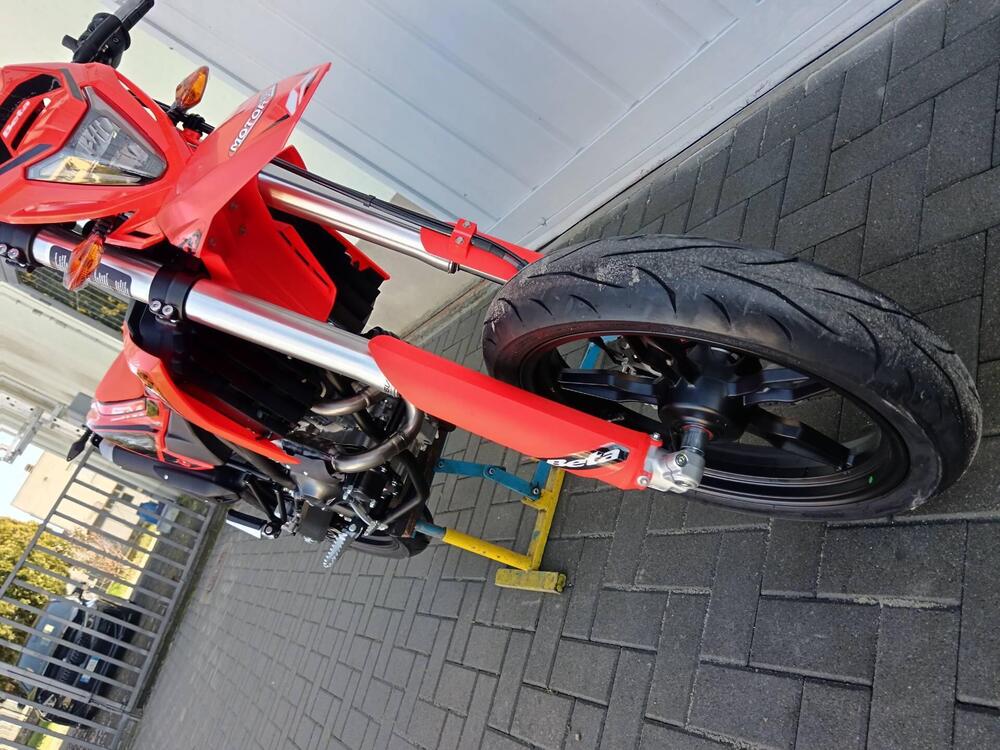 Betamotor RR 125 4T Motard T (2025 - 26) (13)