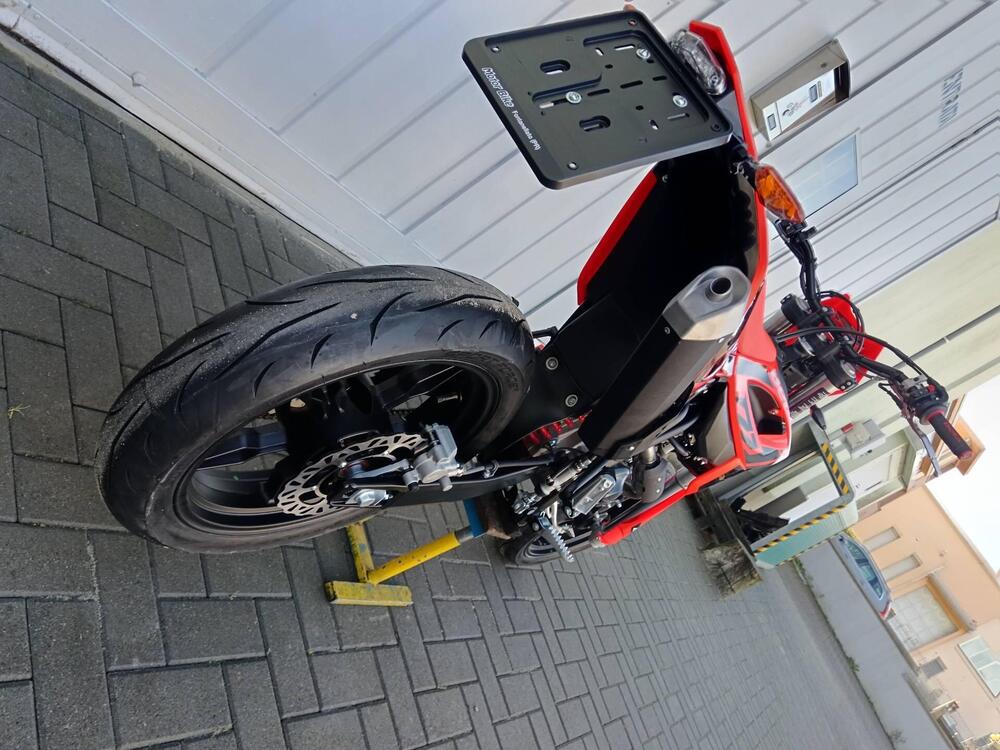 Betamotor RR 125 4T Motard T (2025 - 26) (15)