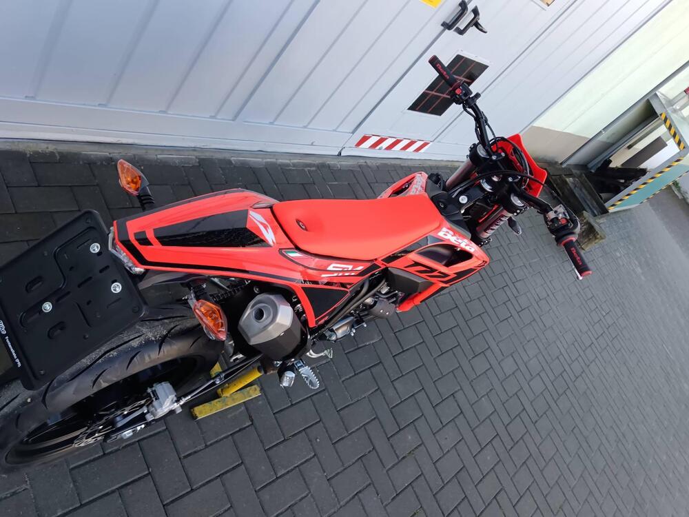 Betamotor RR 125 4T Motard T (2025 - 26) (17)