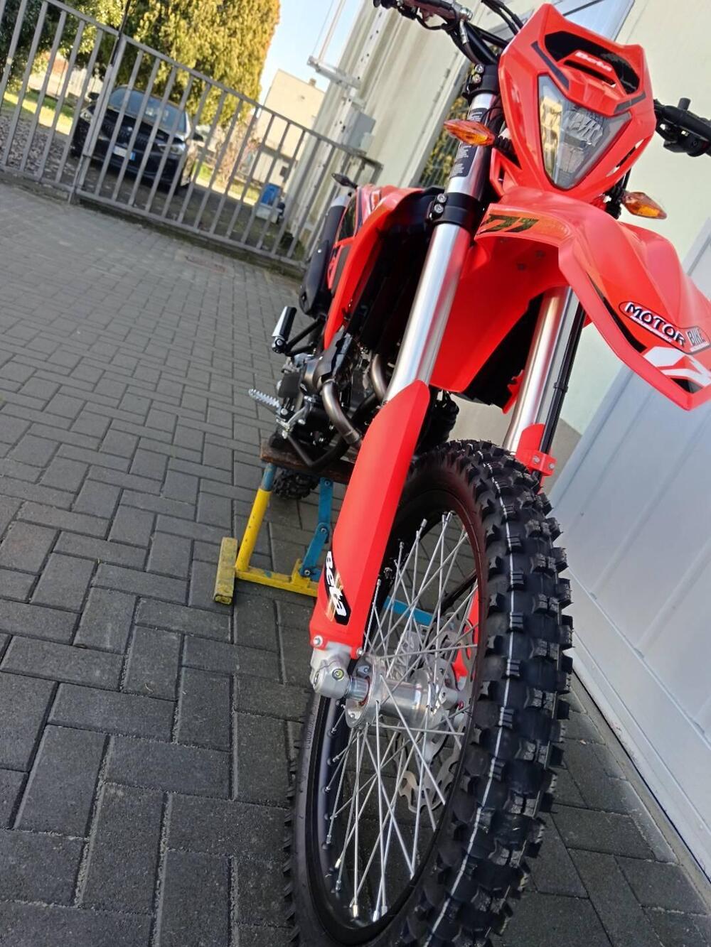 Betamotor RR 125 4T Enduro T (2025 - 26) (13)