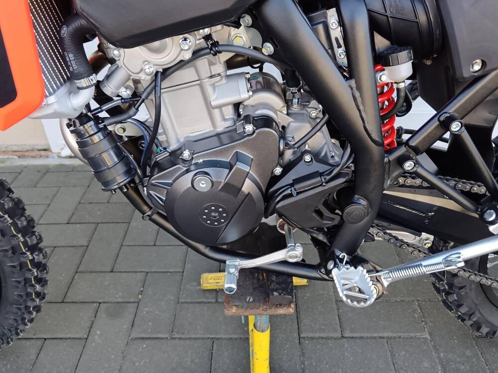 Betamotor RR 125 4T Enduro T (2025 - 26) (8)