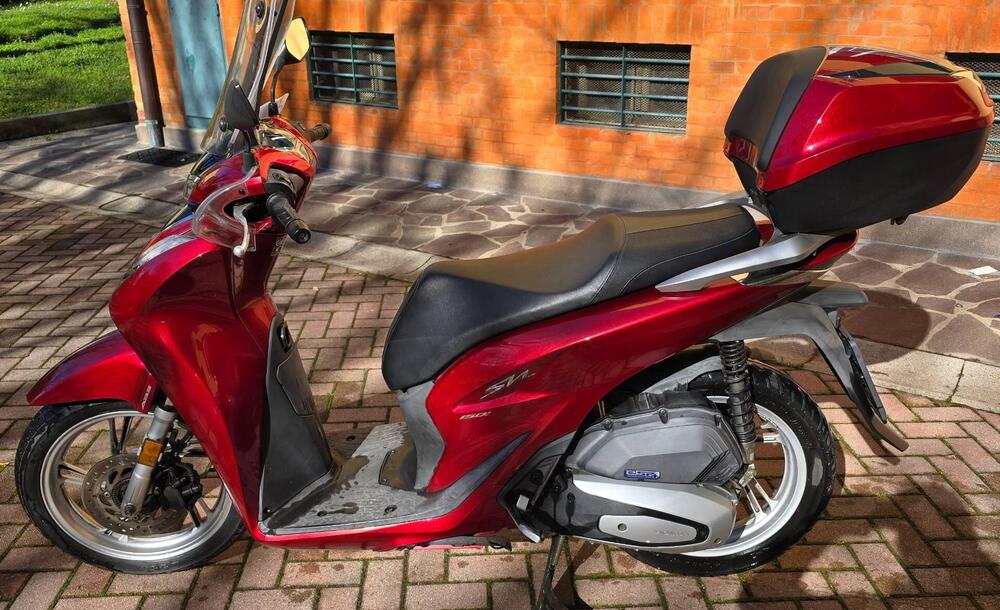 Honda SH 150i (2020 - 23) (2)