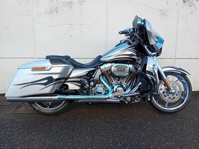 Harley-Davidson 1800 Street Glide (2014 - 15) - FLHXSE usata