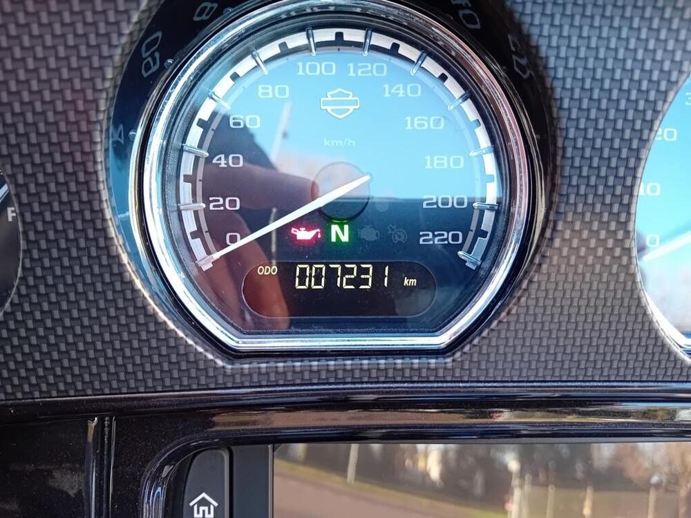 Harley-Davidson 1800 Street Glide (2014 - 15) - FLHXSE (5)