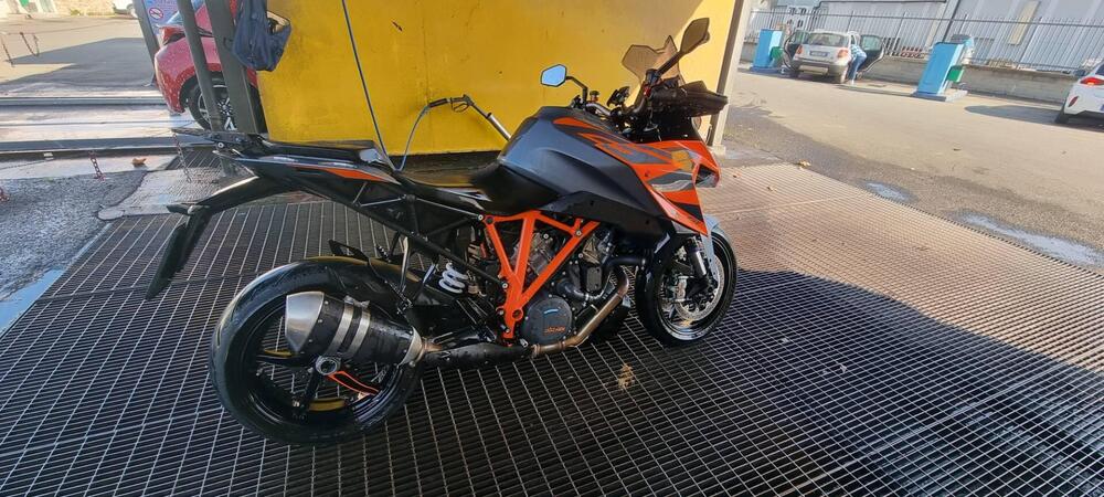 KTM 1290 Super Duke GT (2022 - 25) (10)