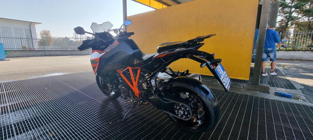 KTM 1290 Super Duke GT (2022 - 25) (12)