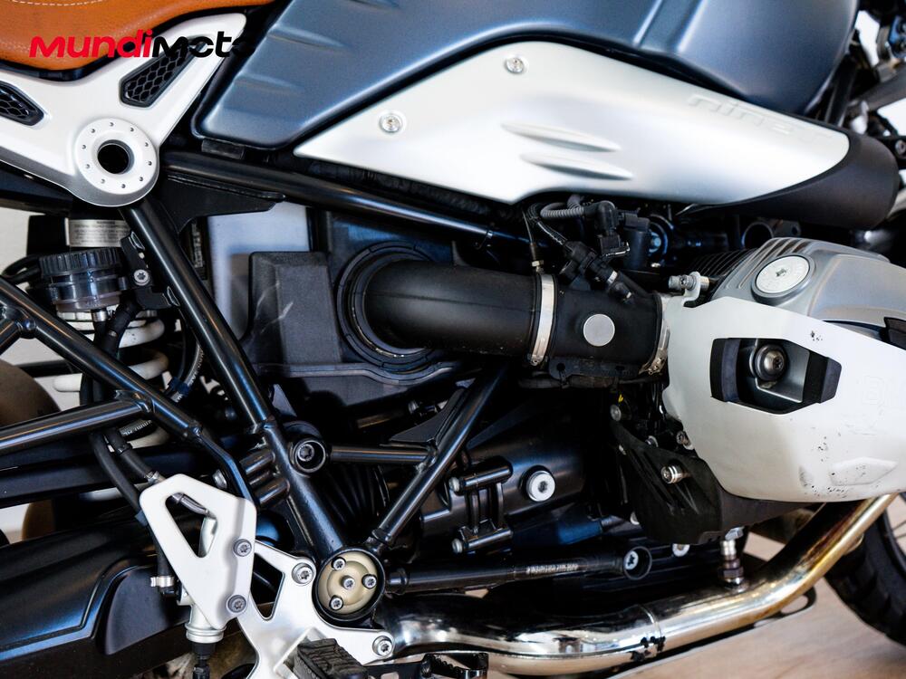 Bmw R nineT Scrambler (2021 - 24) (4)