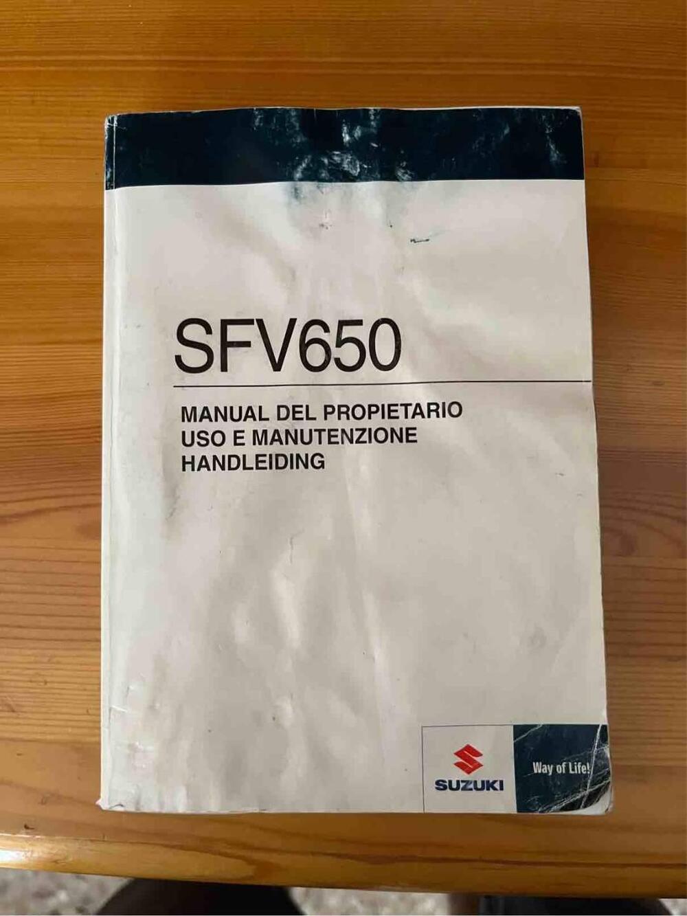 Suzuki Gladius 650 SFV (2009 - 15) (7)