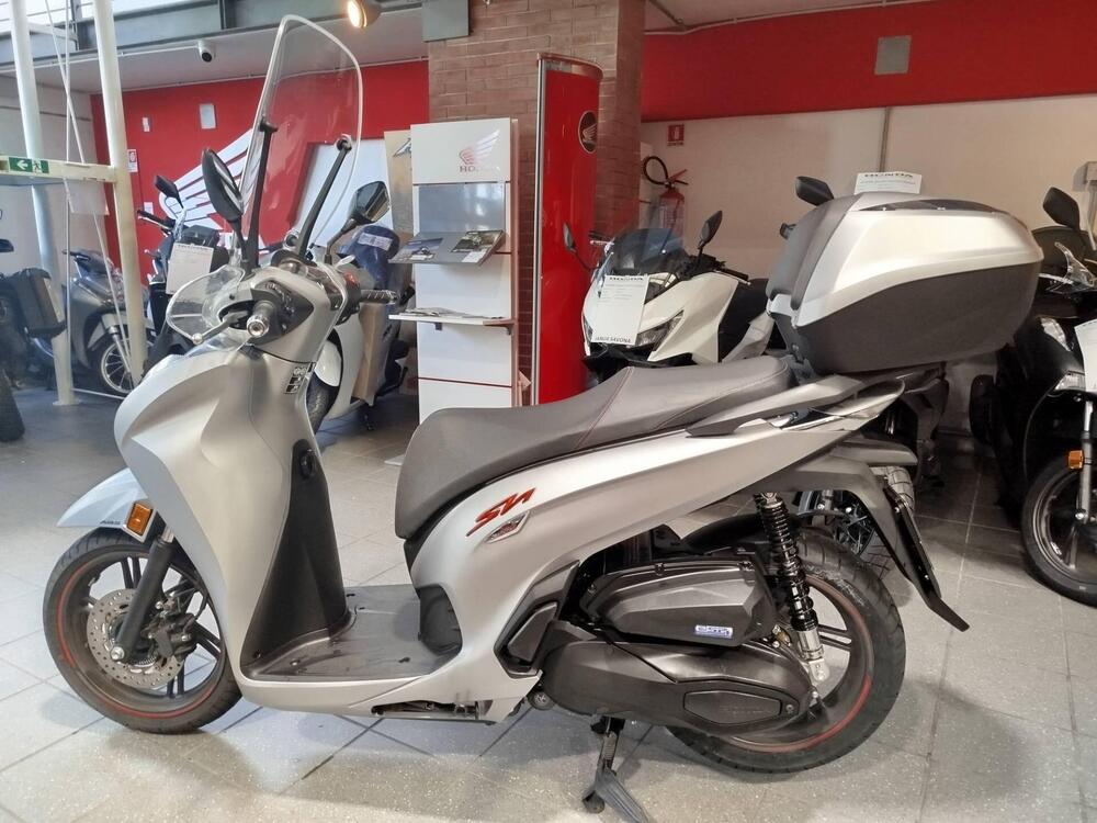 Honda SH 350 Sport (2021 - 24) (2)