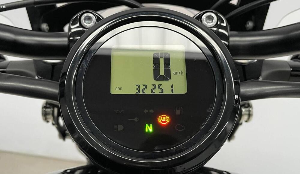 Yamaha XV 950 R ABS (2017 - 20) (14)