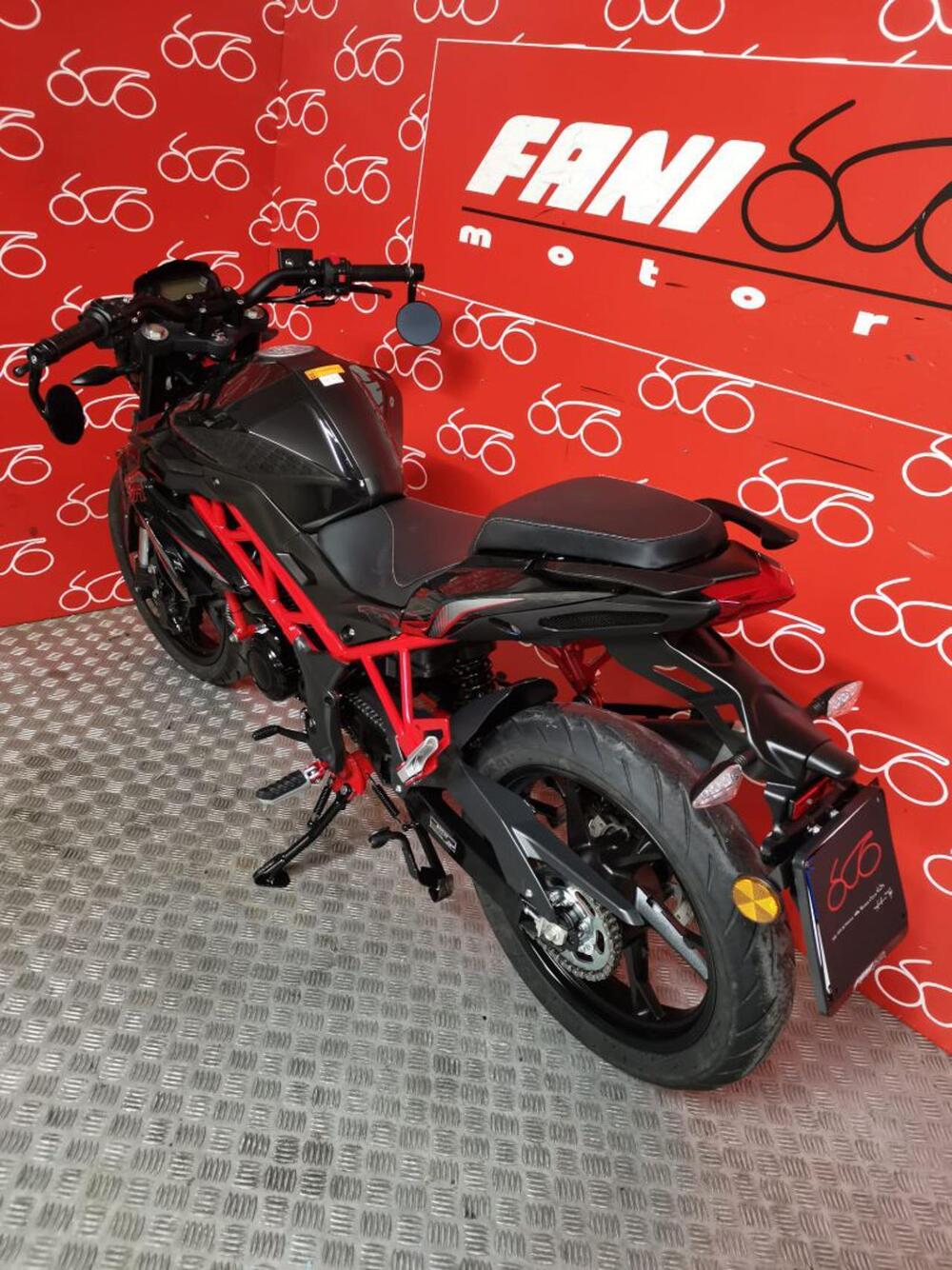 Benelli BN 125 (2021 - 25) (3)