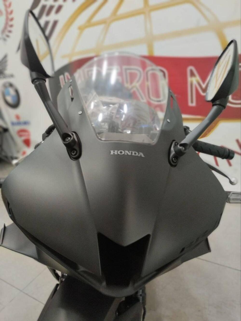 Honda CBR 600 RR (2024 - 26) (4)