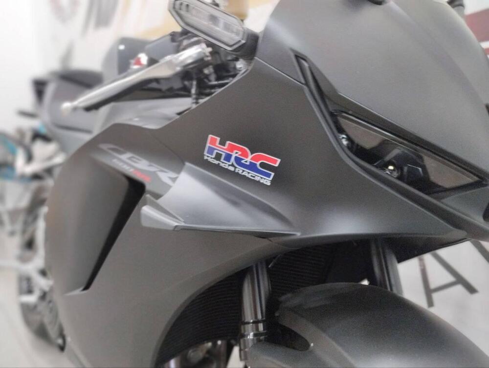Honda CBR 600 RR (2024 - 26) (5)