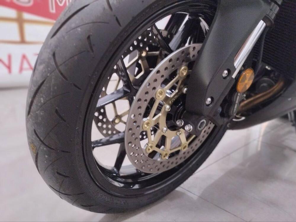 Honda CBR 600 RR (2024 - 26) (8)