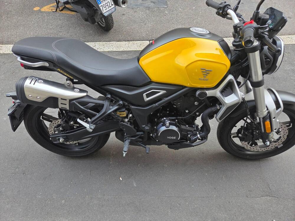 Voge Trofeo 350AC (2022 - 26) (2)