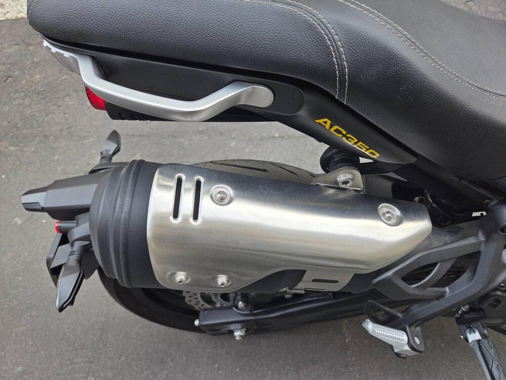 Voge Trofeo 350AC (2022 - 26) (5)