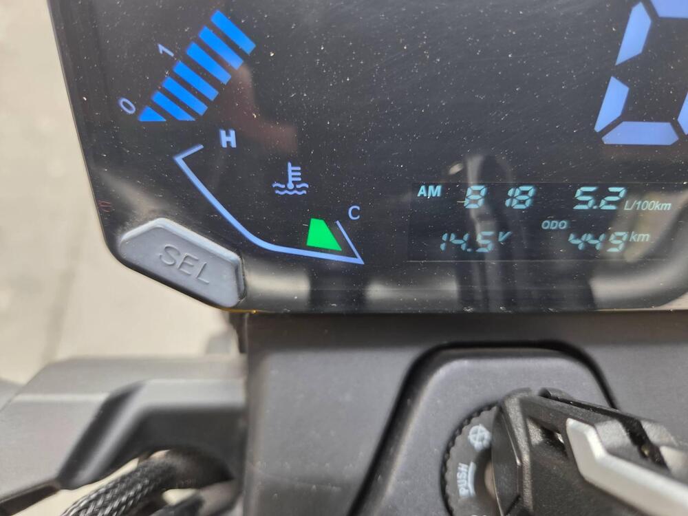 Voge Trofeo 350AC (2022 - 26) (7)