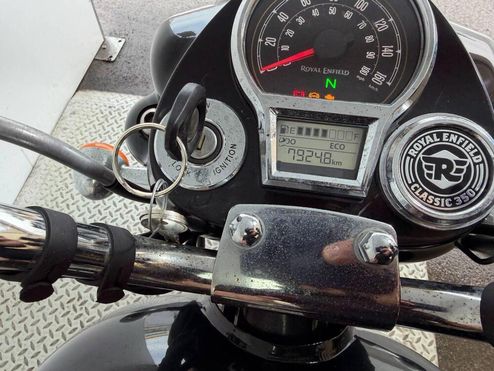 Royal Enfield Classic 350 (2021 - 26) (5)