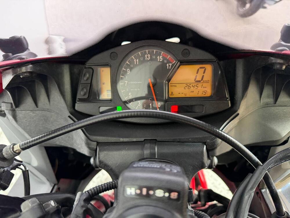 Honda CBR 600 RR (2009 - 12) (5)