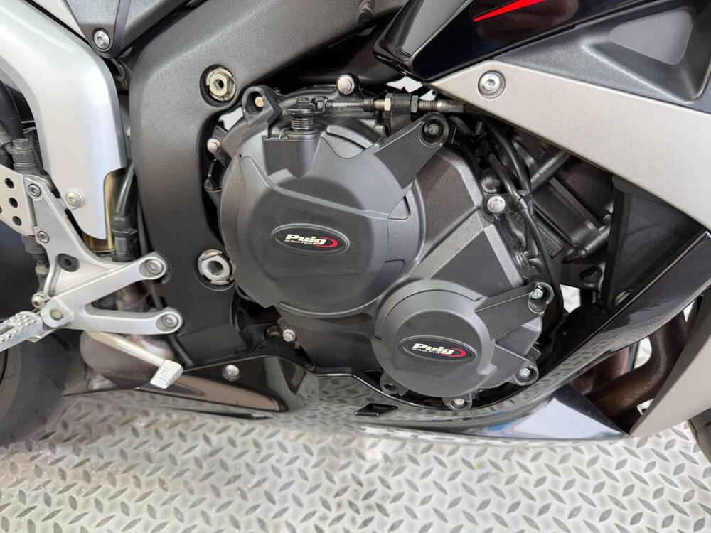 Honda CBR 600 RR (2009 - 12) (8)