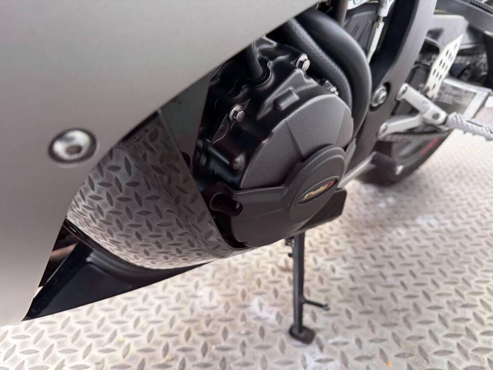 Honda CBR 600 RR (2009 - 12) (10)