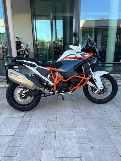 KTM 1390 Super Adventure R (2026) nuova