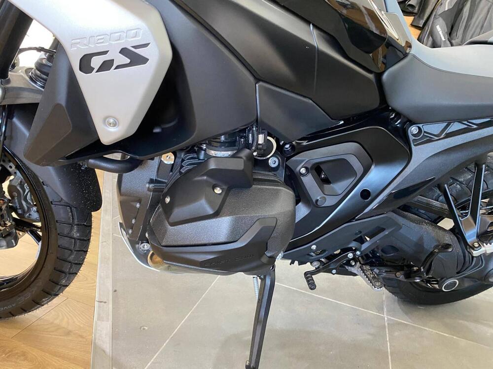 Bmw R 1300 GS Triple Black (2023 - 26) (8)