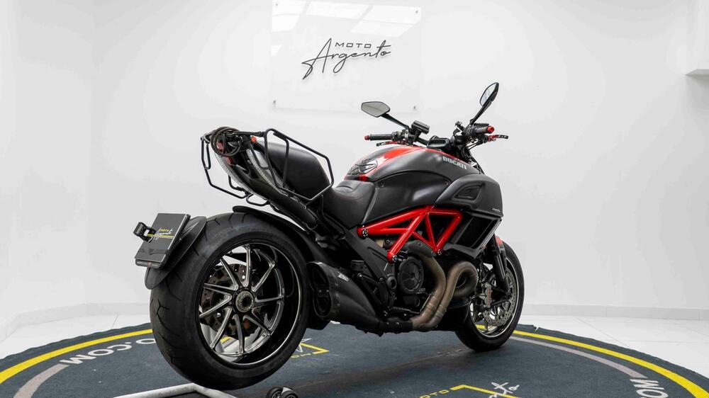Ducati Diavel 1200 Carbon (2014 - 16) (3)