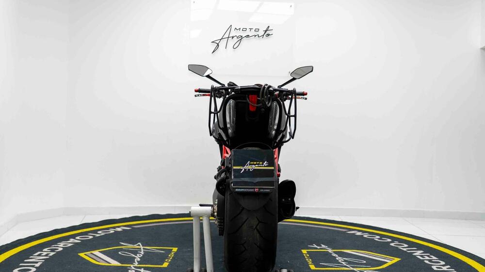 Ducati Diavel 1200 Carbon (2014 - 16) (4)